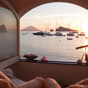 Villa Il Galeone Panarea